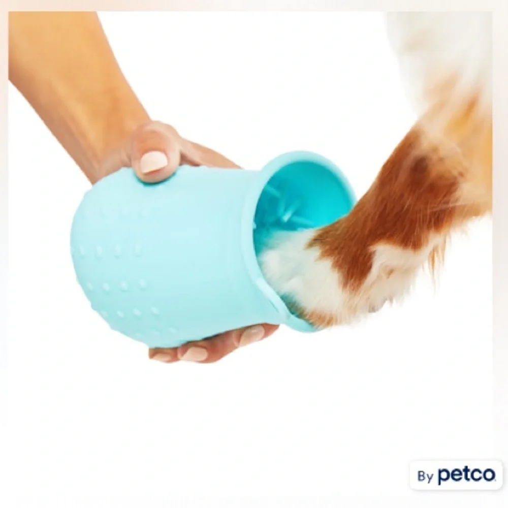 Well & Good On the Go Paw Cleaner NWT